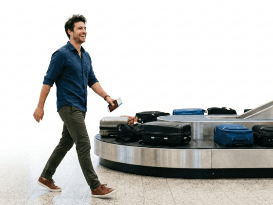 Mailing your luggage with LugLess