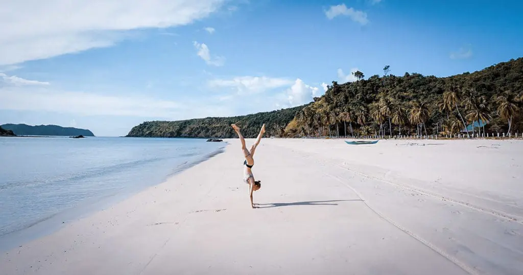 beach handstand