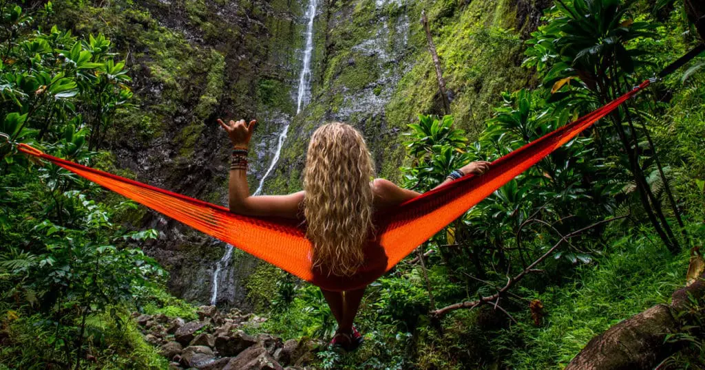 thanksgiving alternative travel